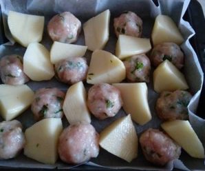 Chiftelute cu cartofi la cuptor (fara gluten, fara ou)